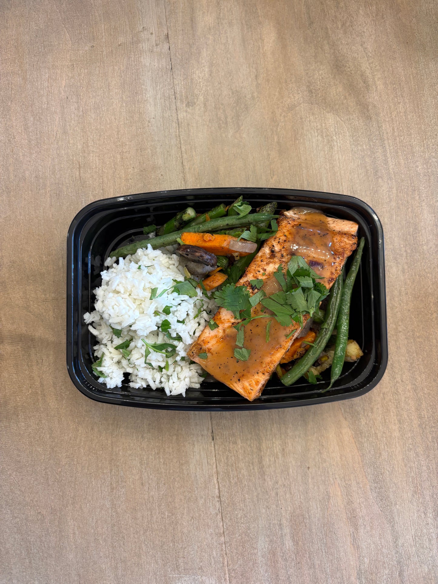 THAI CHILI SALMON BOWL